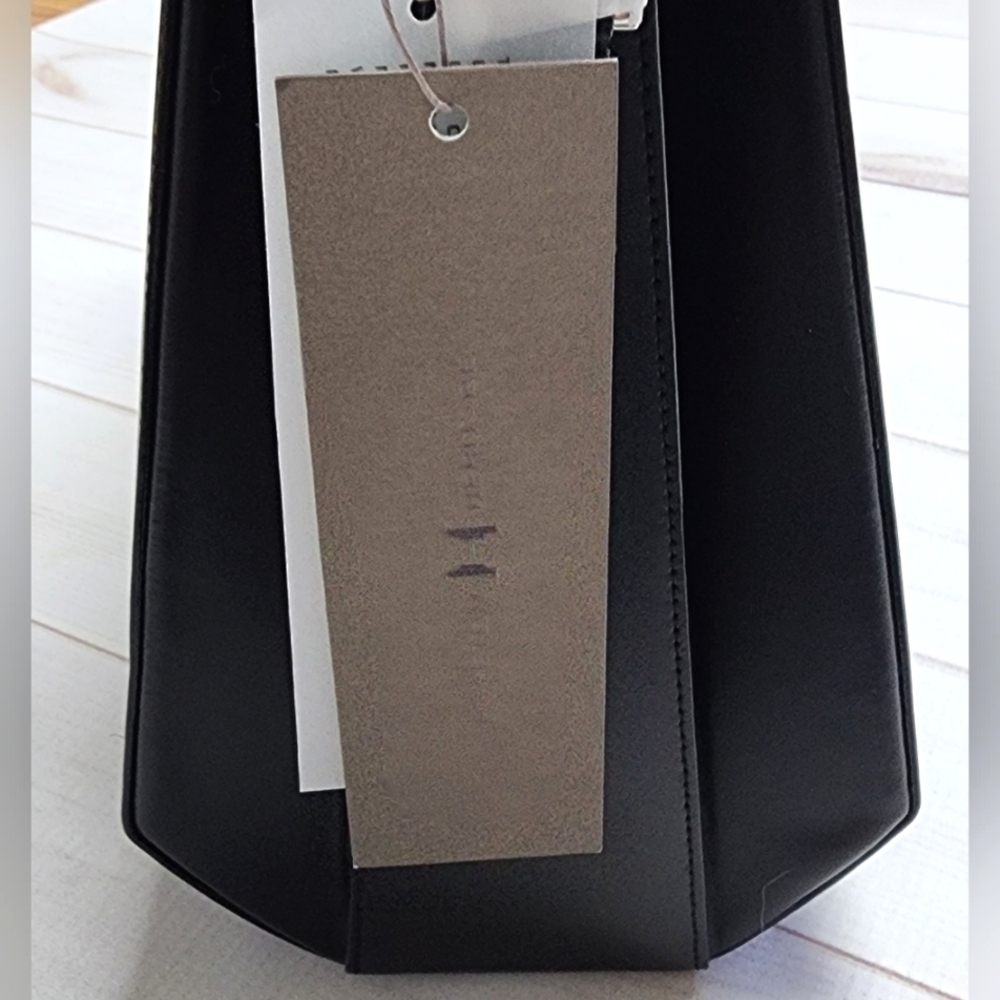 Halston Black Italian Leather Tote Handbag Large Structured Satchel $495 Retail - Picture 8 of 15
